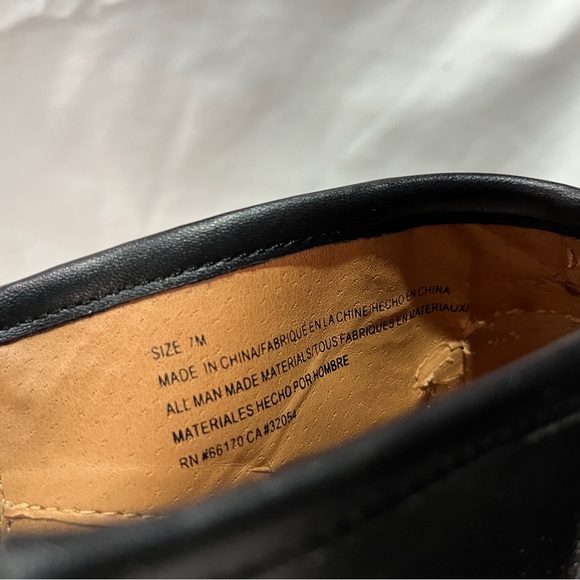 Urban Outfitters Black Leather Ankle Boots - Picture 6 of 6